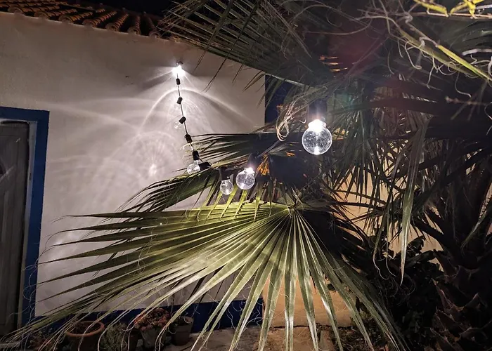 Cozy 3 Bedroom Home - Close To Beach