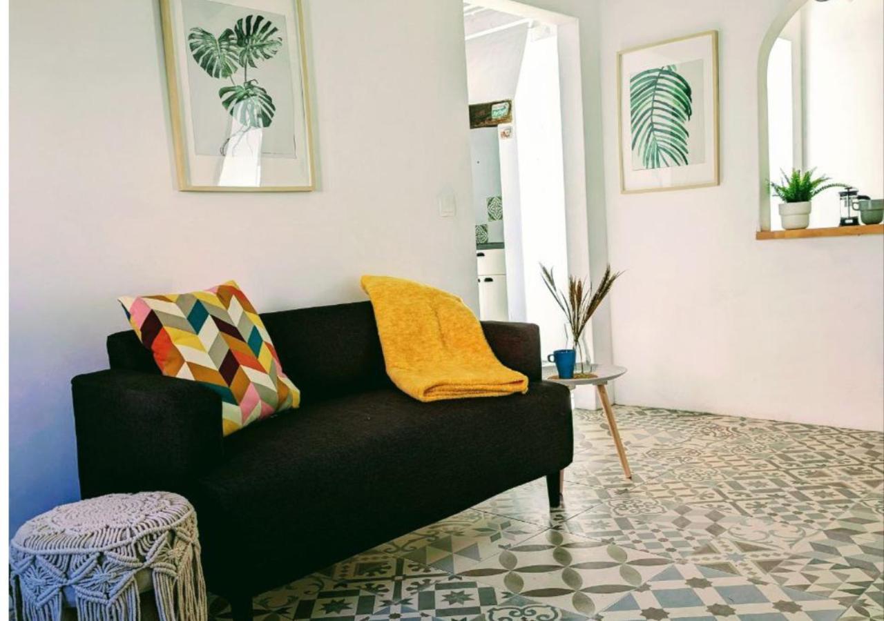 Cozy 3 Bedroom - Close To Holiday home *